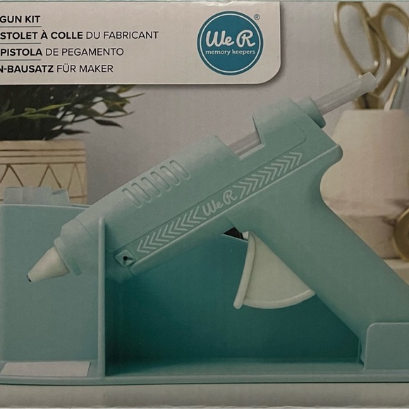 We R Memory Keepers® Mint Maker's Glue Gun Kit - Picture 1 of 5